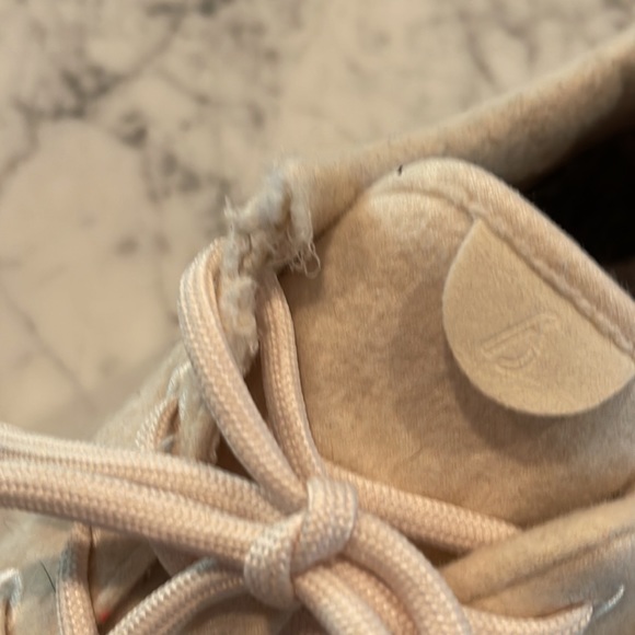 All White Allbird Men’s 11 Wool Runners - Picture 13 of 14